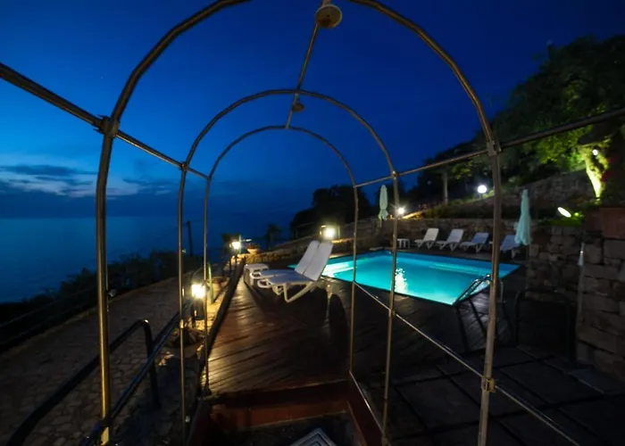 Of Eden Cefalu' * Cefalù